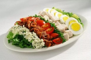 Sustansiyadong Cobb salad